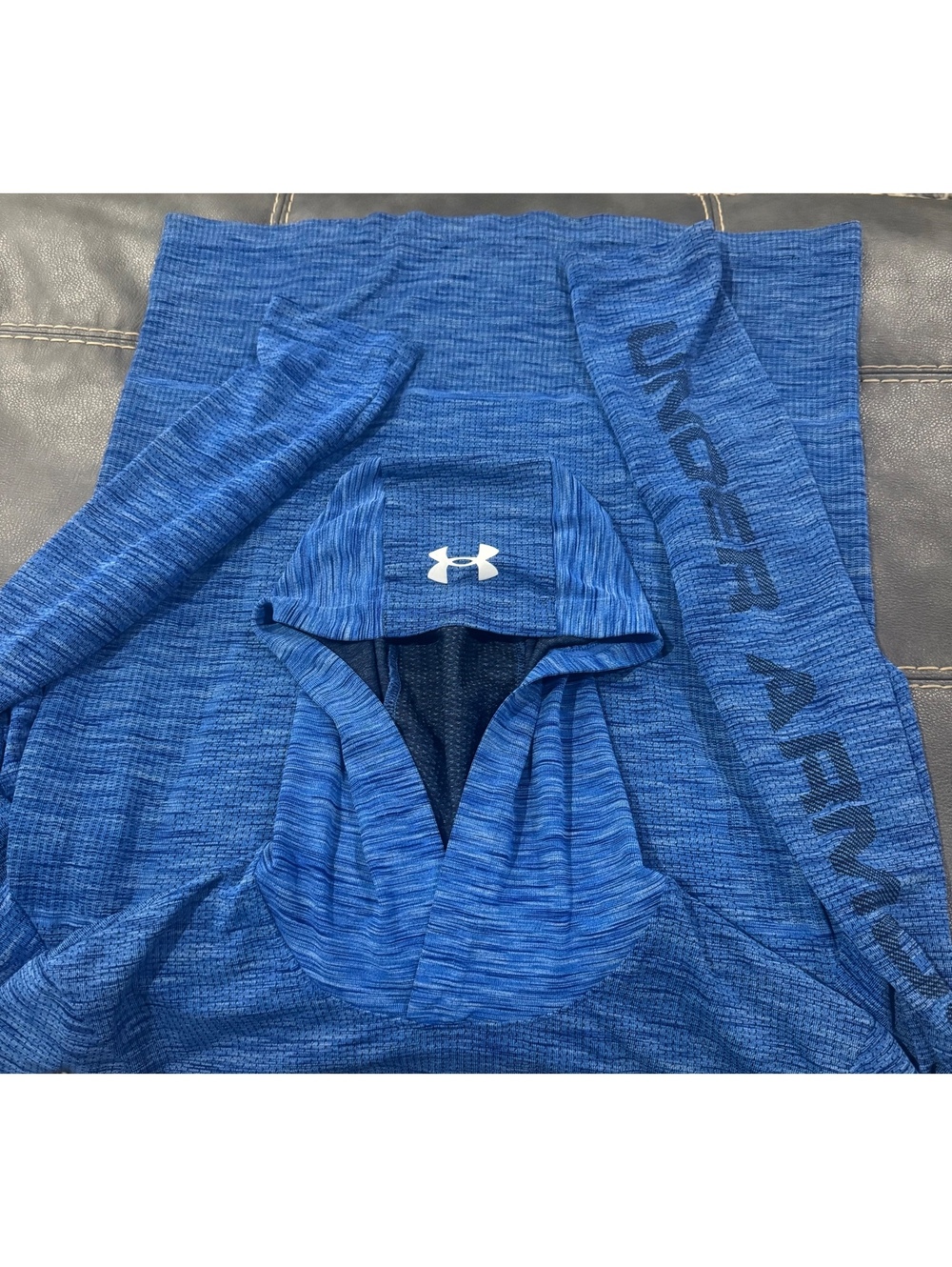 Under Armour Men's Blue Fitted Hoodie Size Small HeatGear